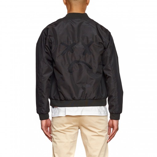 Casaco Bomber com patches Casaco Bomber com patches