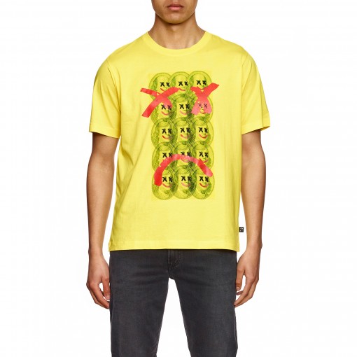 T-Shirt com Estampado T-Shirt com Estampado