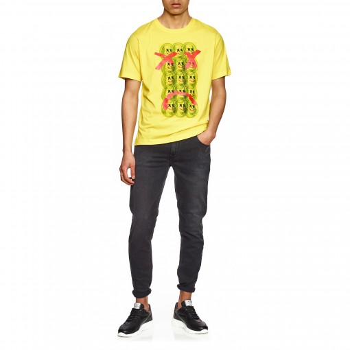 T-Shirt com Estampado T-Shirt com Estampado