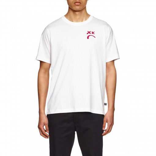 T-Shirt com Bordado T-Shirt com Bordado