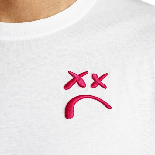 T-Shirt com Bordado T-Shirt com Bordado