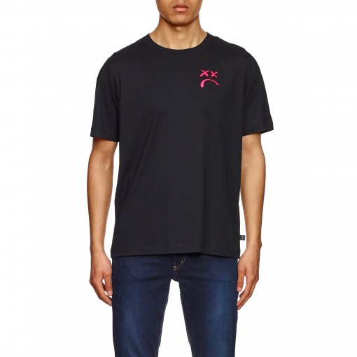 T-Shirt com Bordado T-Shirt com Bordado