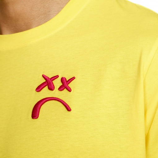 T-Shirt com Bordado T-Shirt com Bordado