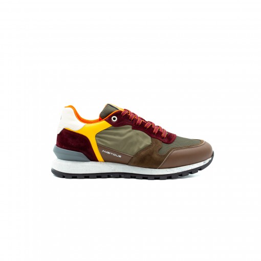 SILKY Runner Sneaker SILKY Runner Sneaker
