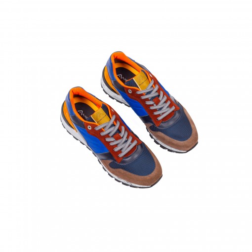 SILKY Runner Sneaker SILKY Runner Sneaker
