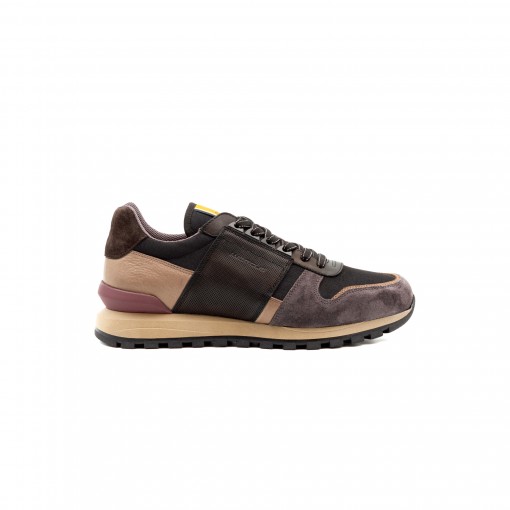 SILKY Runner Sneaker SILKY Runner Sneaker