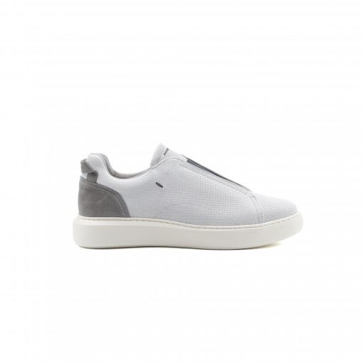 ECLIPSE Slip-On Sneaker ECLIPSE Slip-On Sneaker