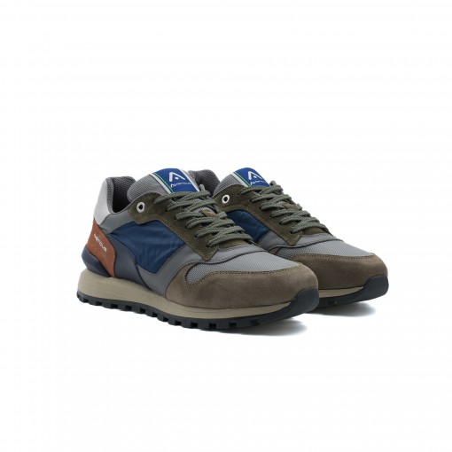 SILKY Runner Sneaker SILKY Runner Sneaker