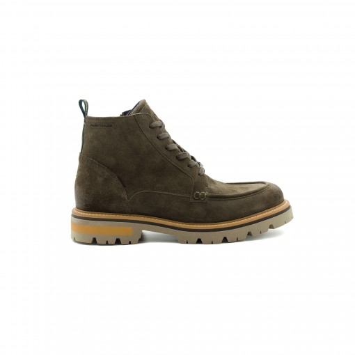 VET Lace-up Boot