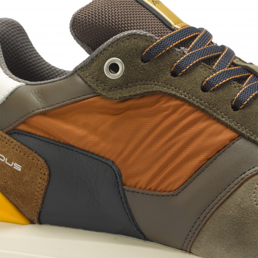 SILKY Runner Sneaker SILKY Runner Sneaker