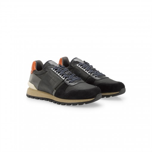 SILKY Runner Sneaker SILKY Runner Sneaker