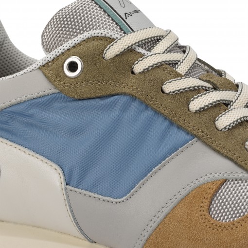 SILKY Runner Sneaker SILKY Runner Sneaker