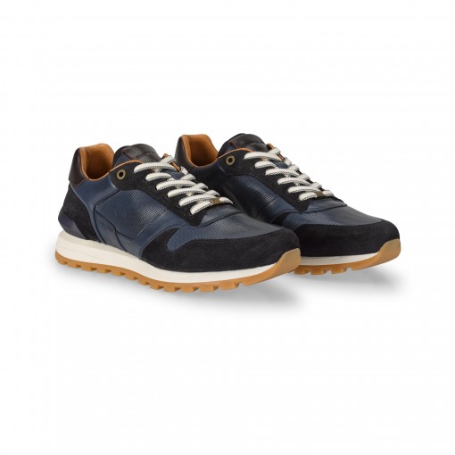 SILKY Runner Sneaker SILKY Runner Sneaker