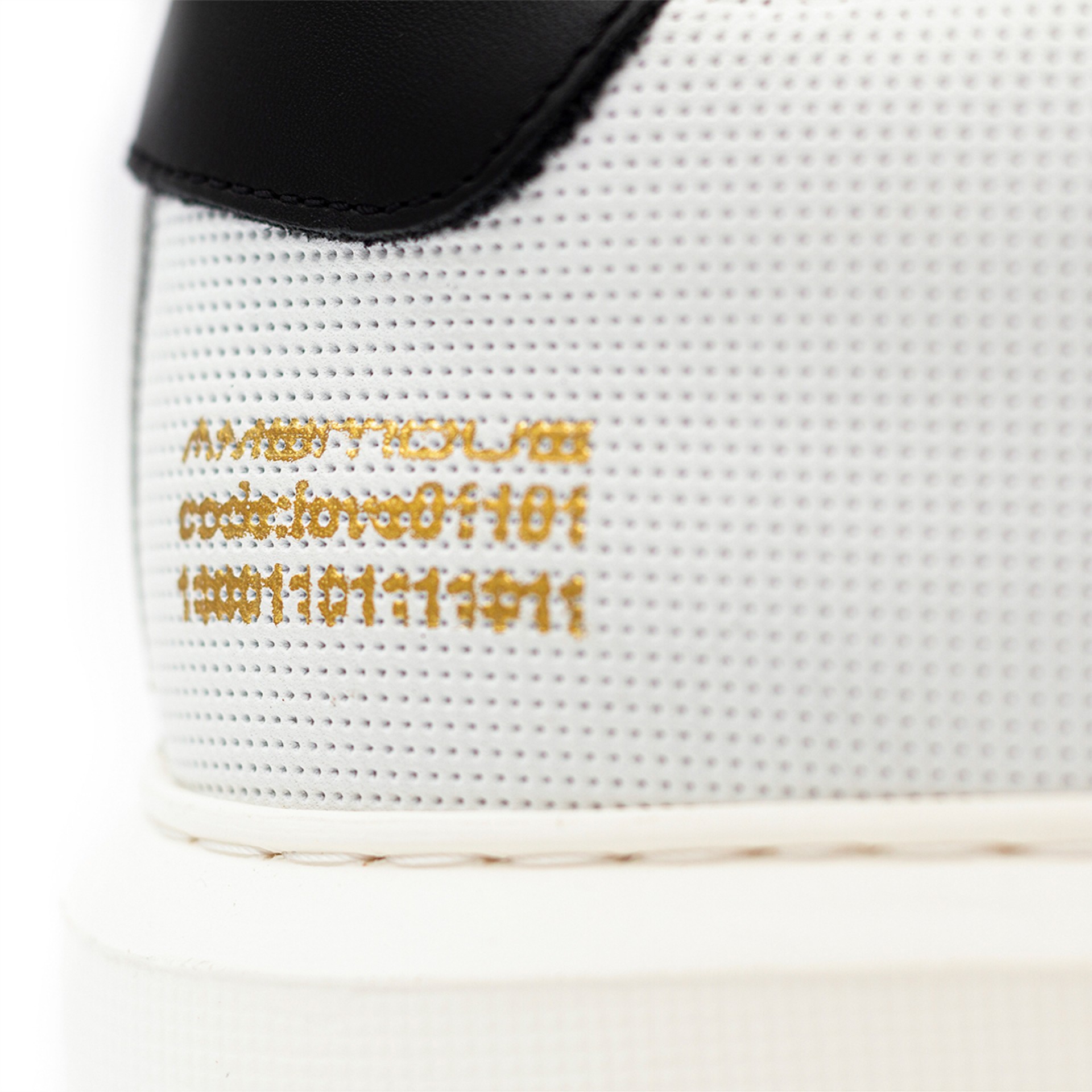 ECLIPSE Lace Up Sneaker