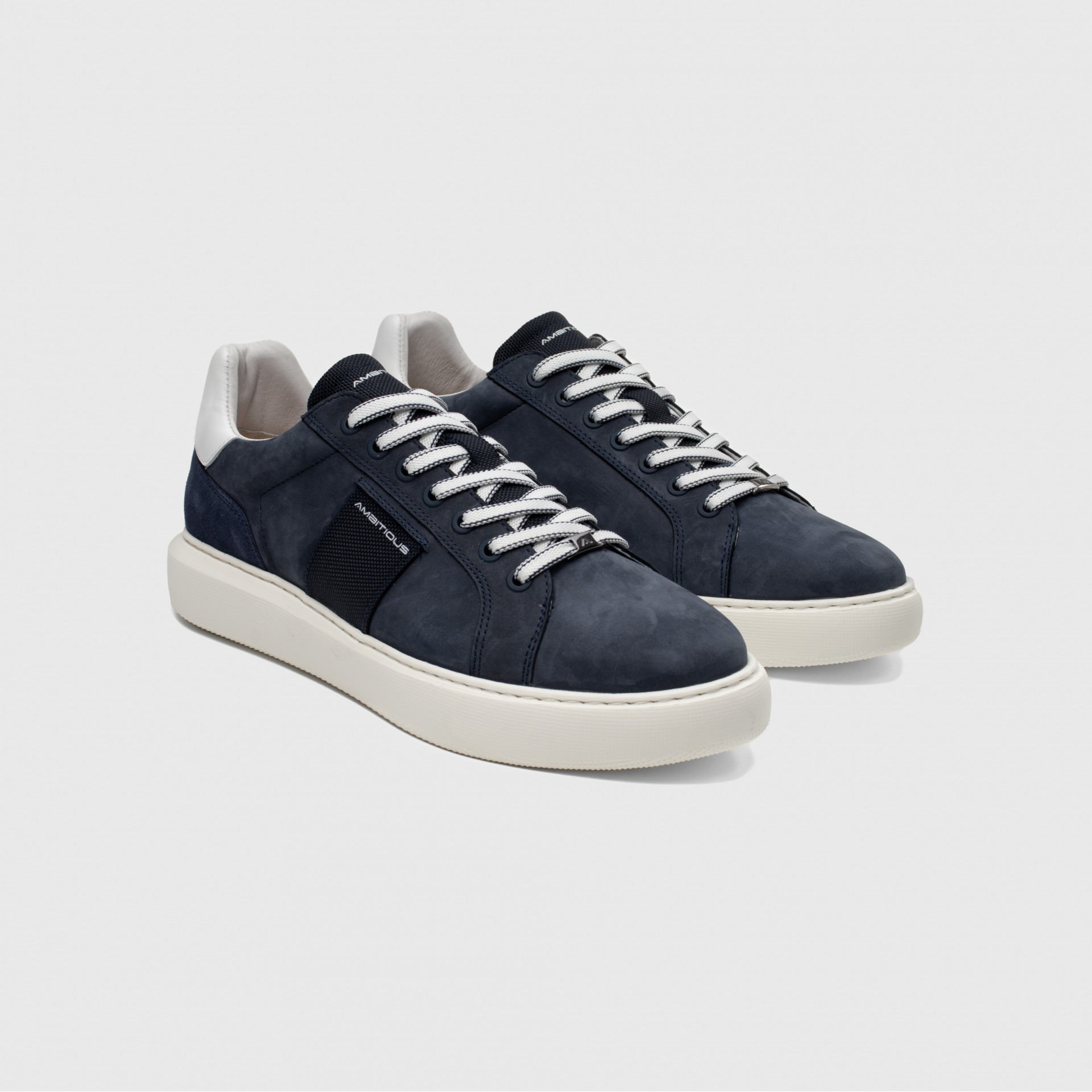 ECLIPSE Panel Sneaker