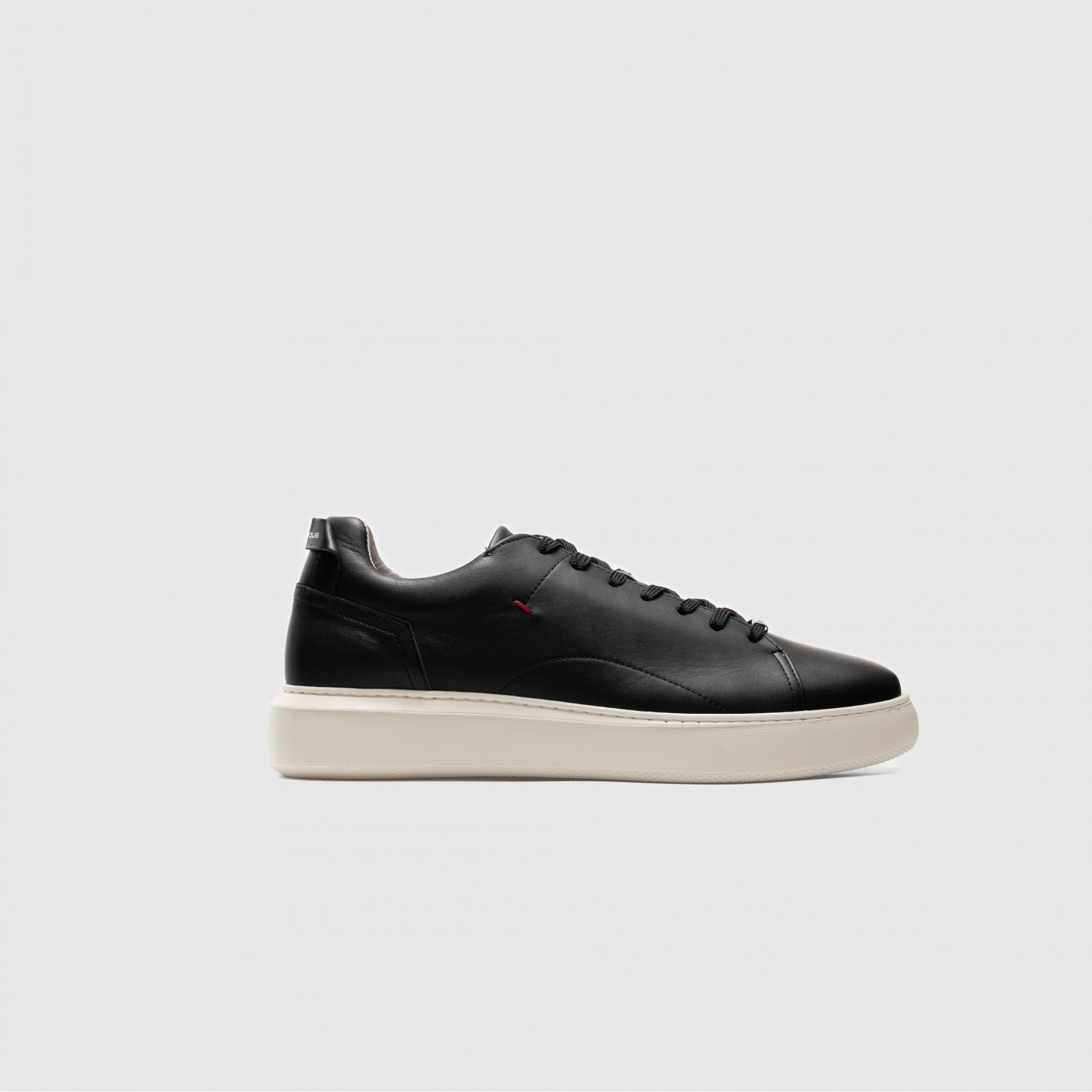 ECLIPSE Lace-Up Sneaker