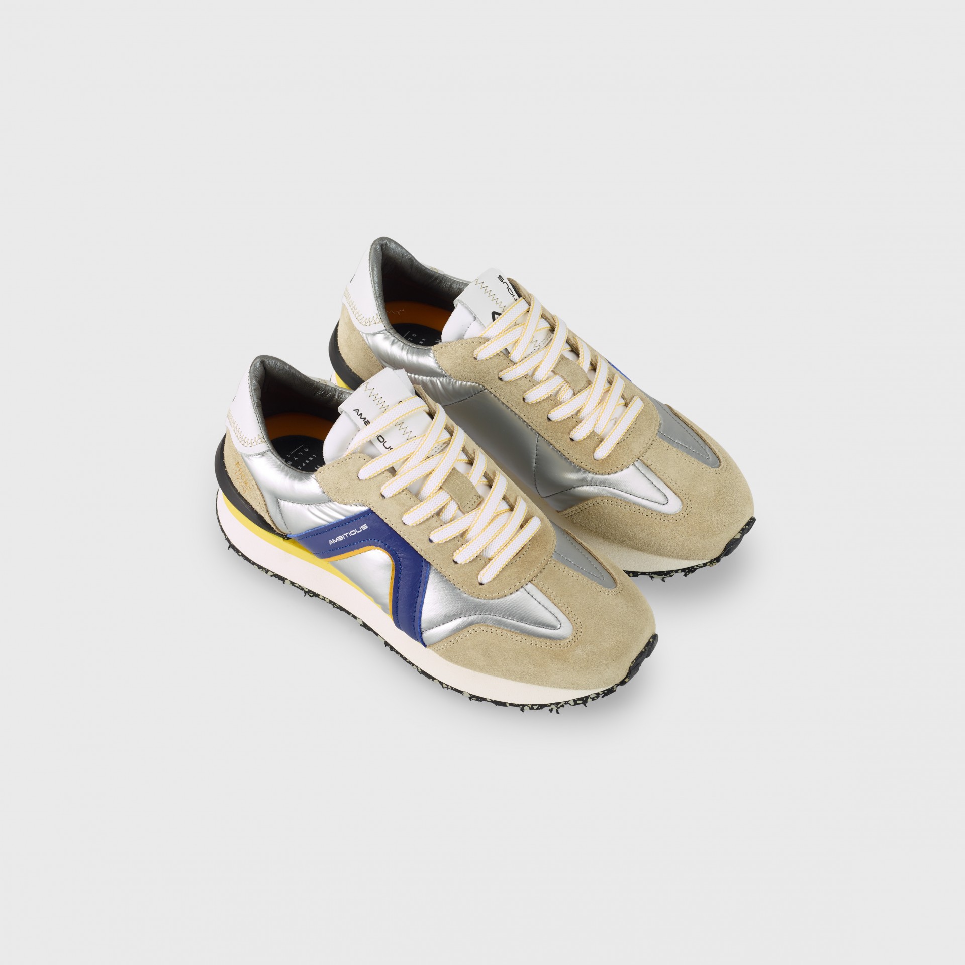 RHOME W Retro Runner