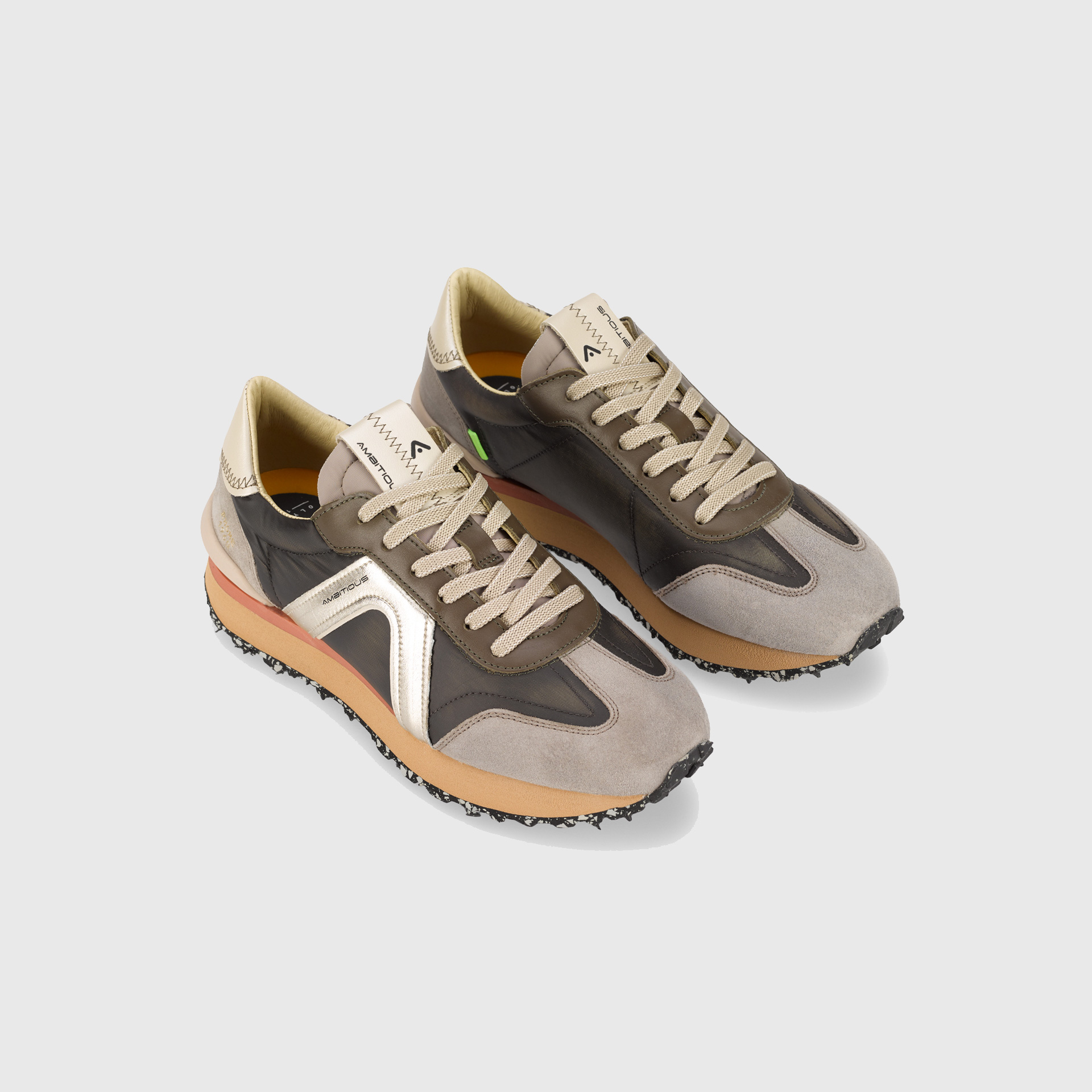 RHOME W Retro Runner