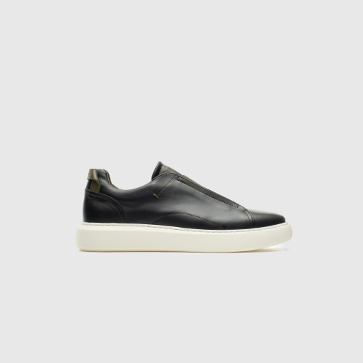 ECLIPSE Slip-On Sneaker