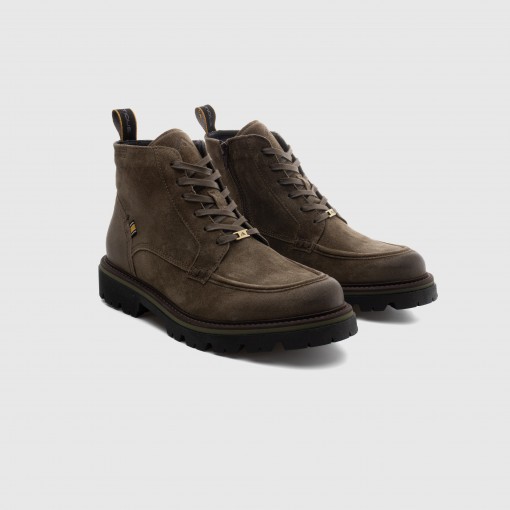 VET Lace-Up Warm Boot