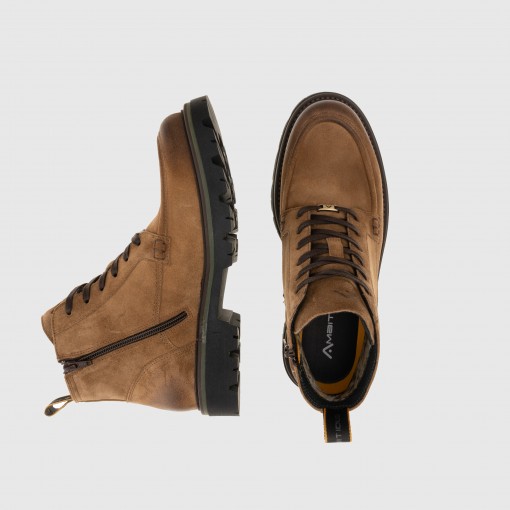 VET Lace-up Boot