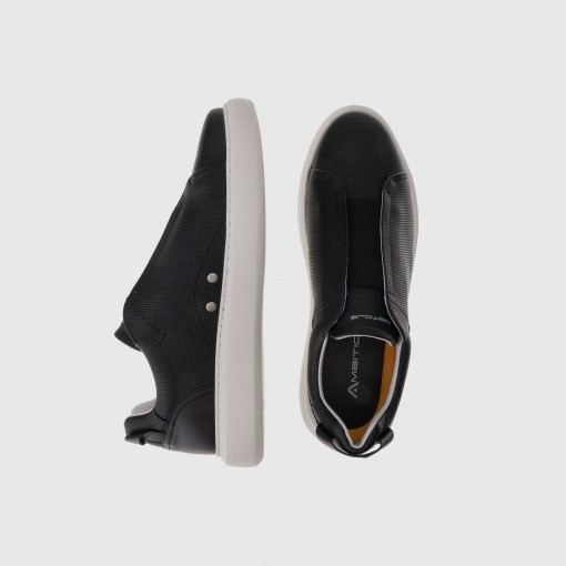 ECLIPSE Slip-On Sneaker