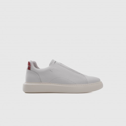 ECLIPSE Slip-On Sneaker