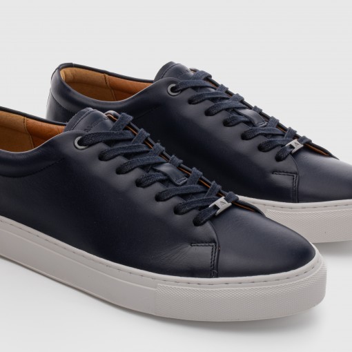 MARTIN Clean Cut Sneaker