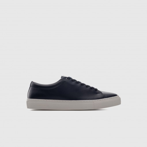 MARTIN Clean Cut Sneaker