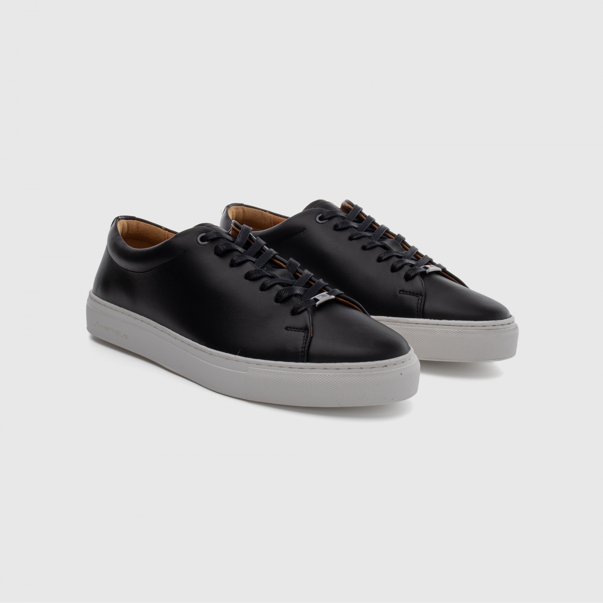 MARTIN Clean Cut Sneaker
