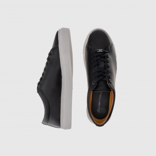 MARTIN Clean Cut Sneaker