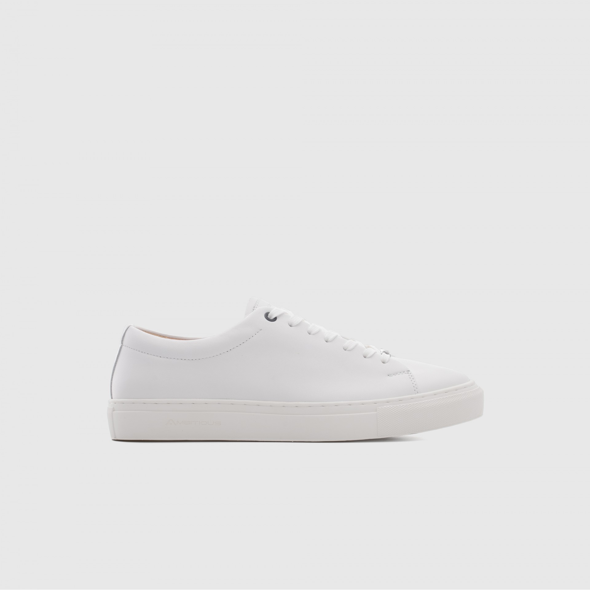 MARTIN Clean Cut Sneaker