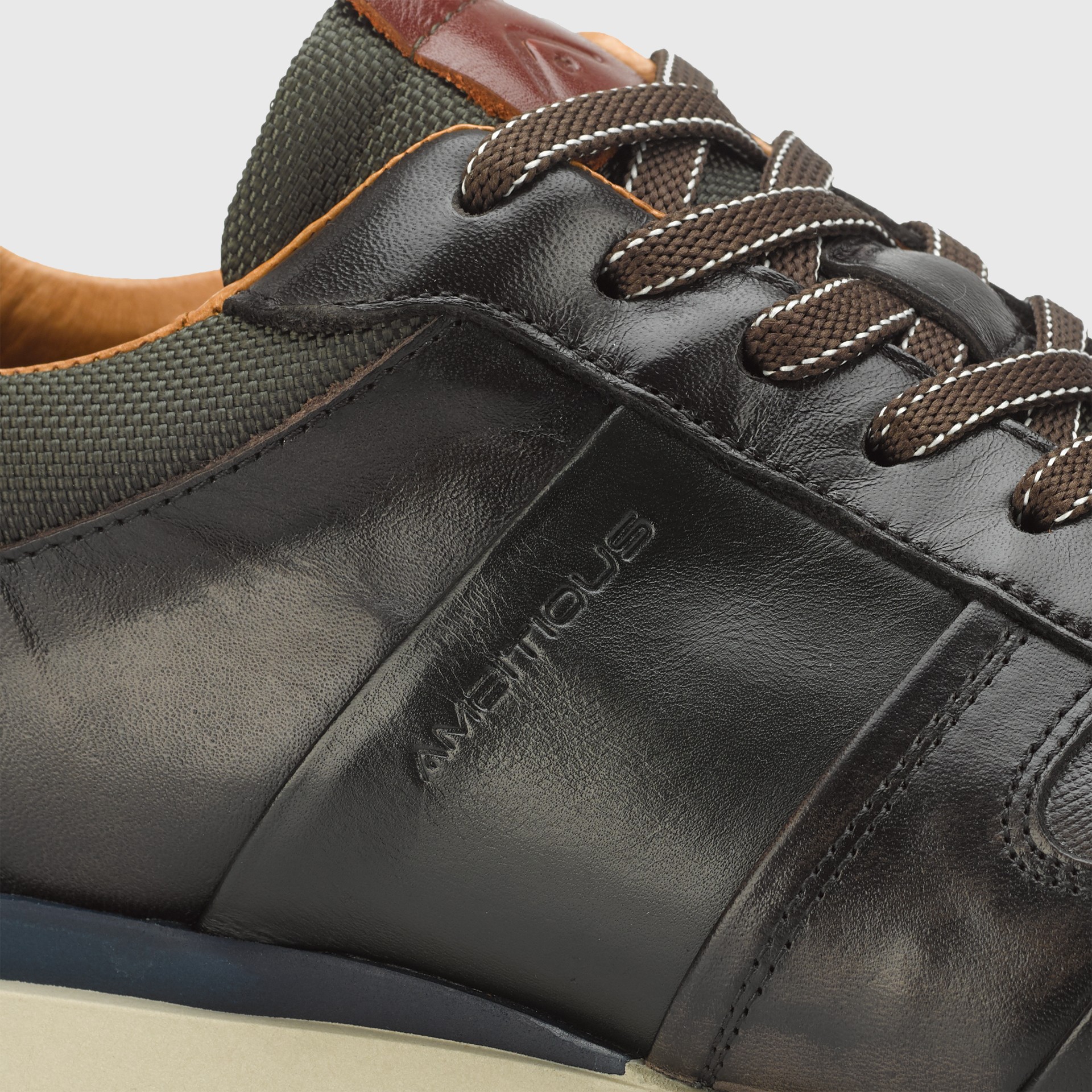 MAGMA Classic Sneaker