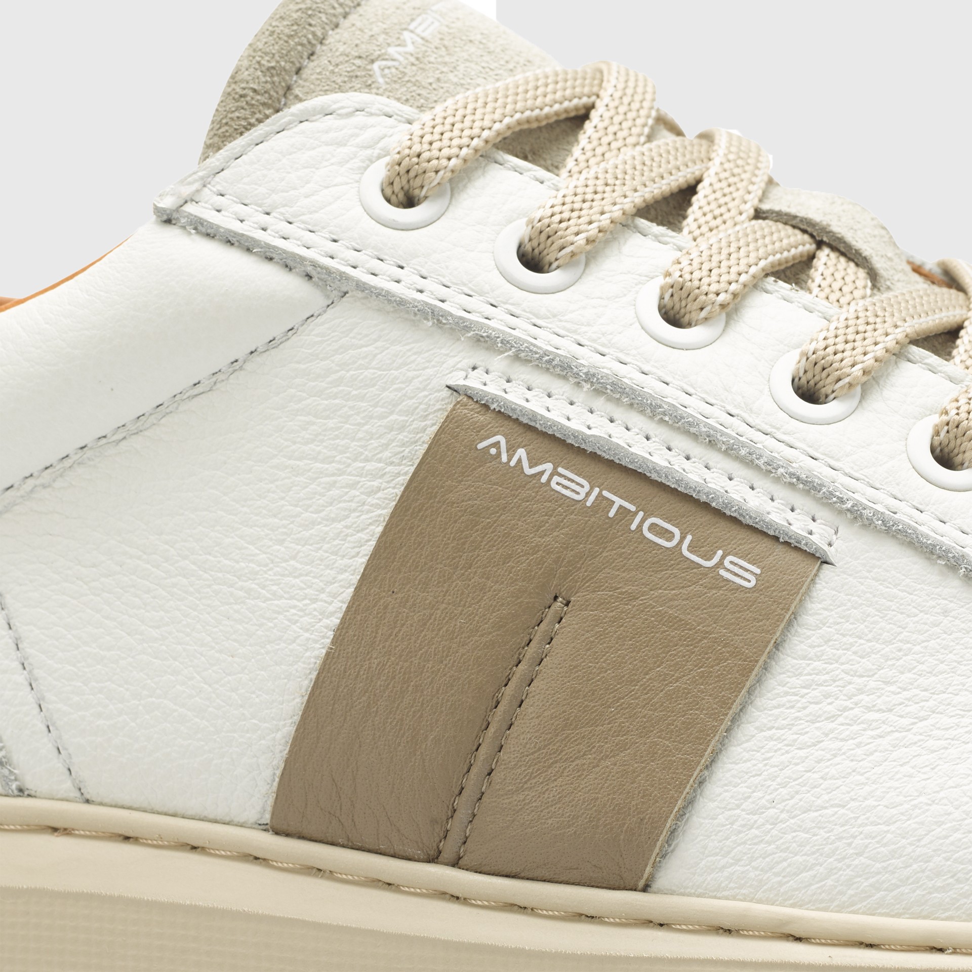 ECLIPSE Logo Sneaker
