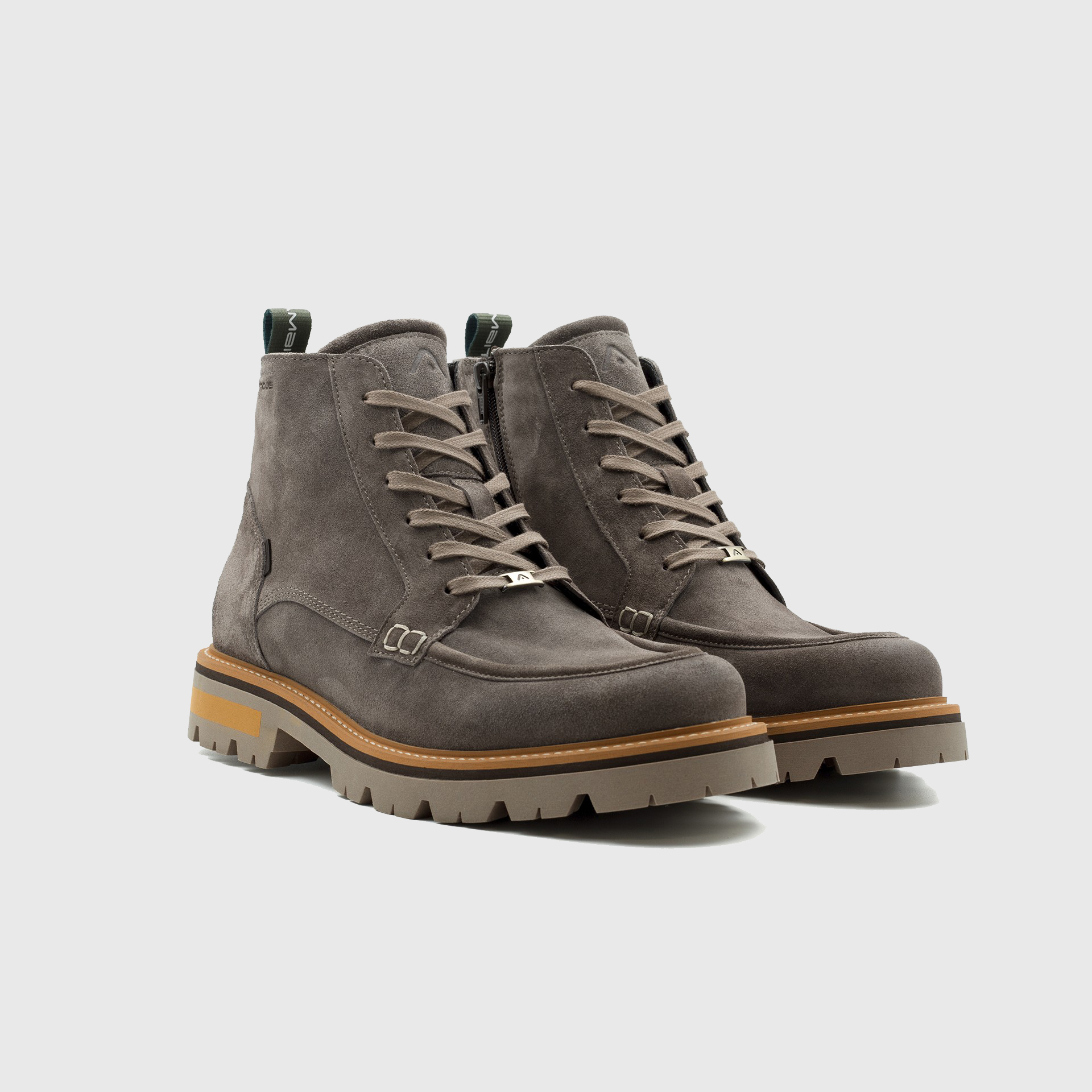 VET Lace-up Boot