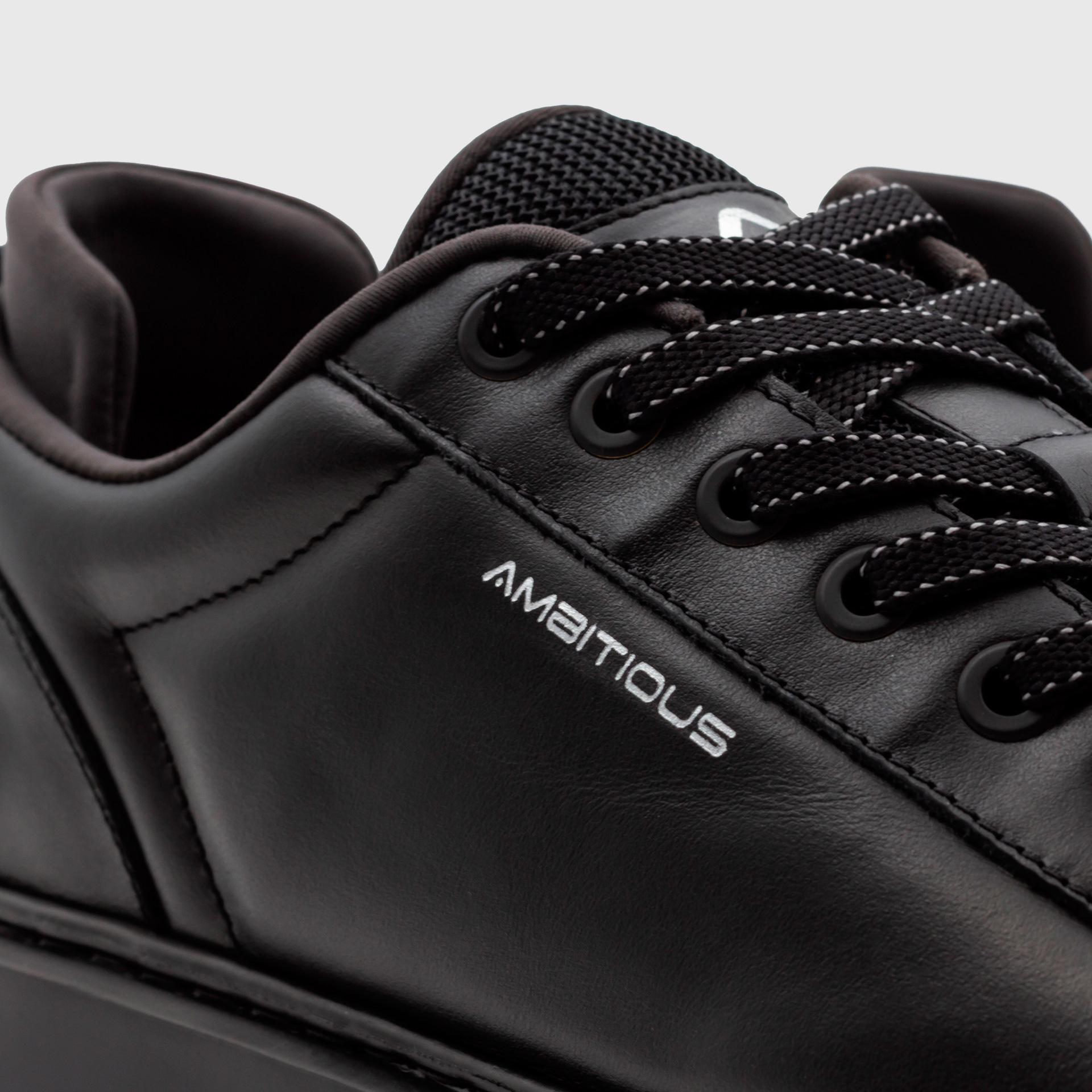 BUZZLIGHT Low-Top Sneaker