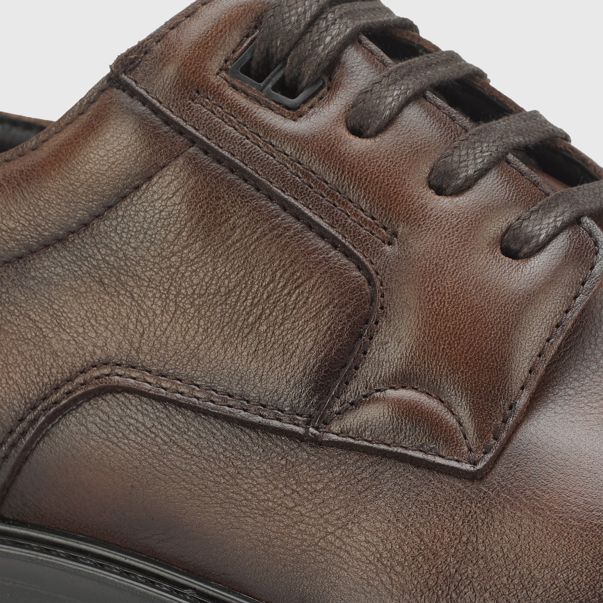 PINKA Derby Shoe