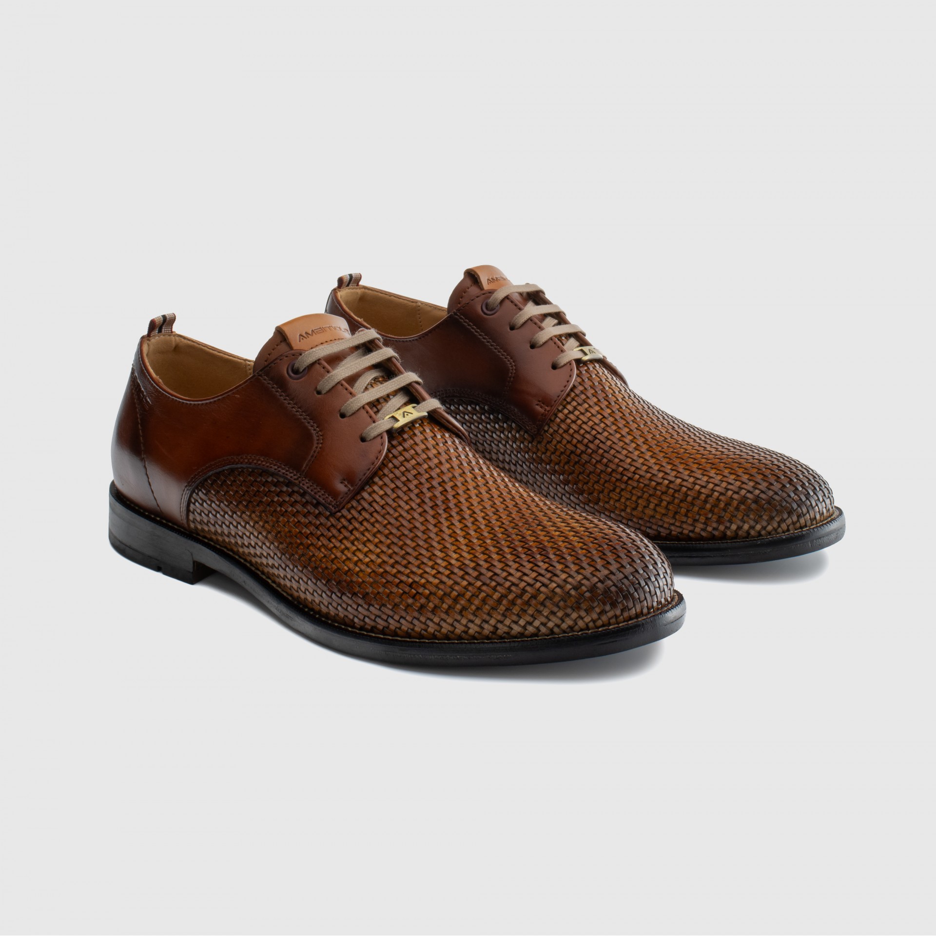 DEVON Derby Shoe