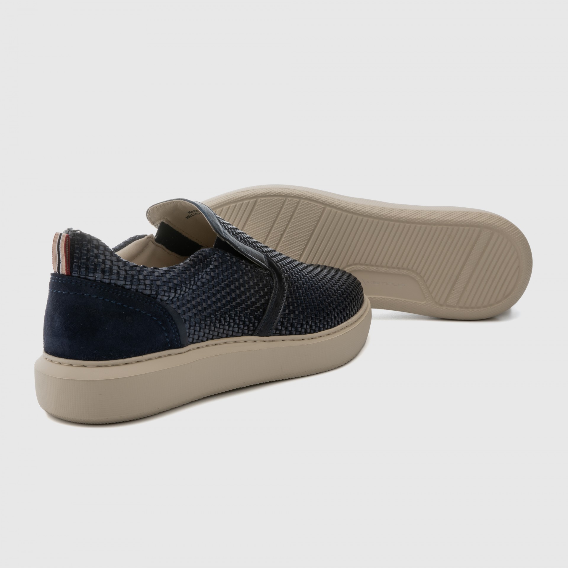 ECLIPSE Slip-On Sneaker