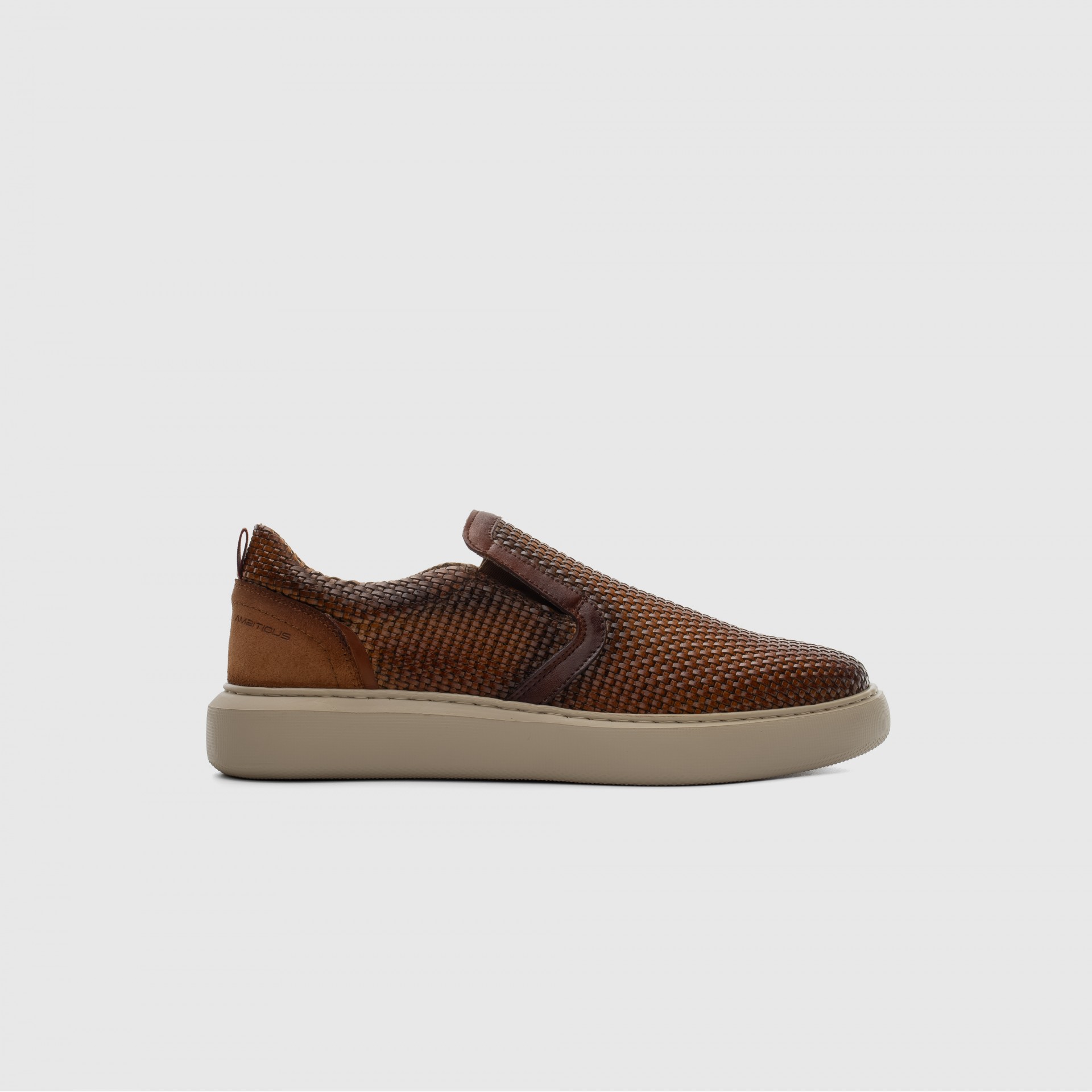 ECLIPSE Slip-On Sneaker