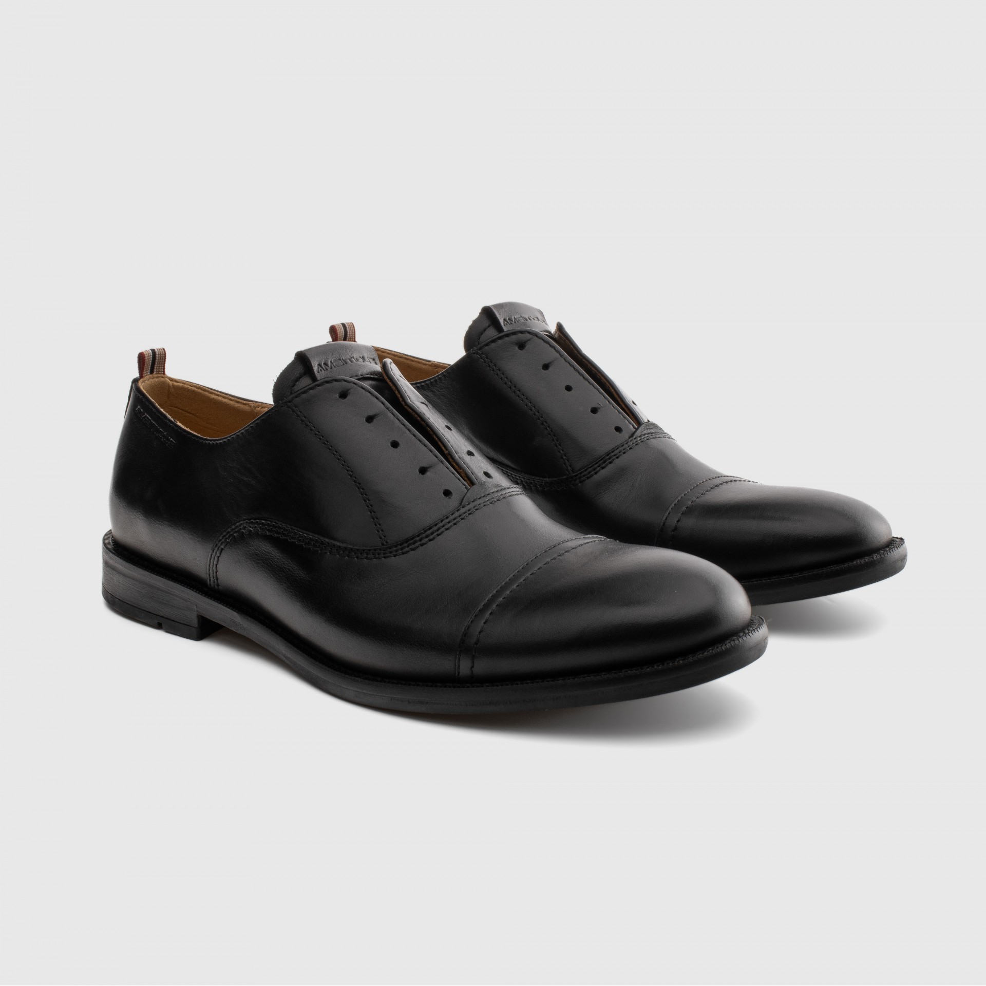 DEVON Laceless Derby