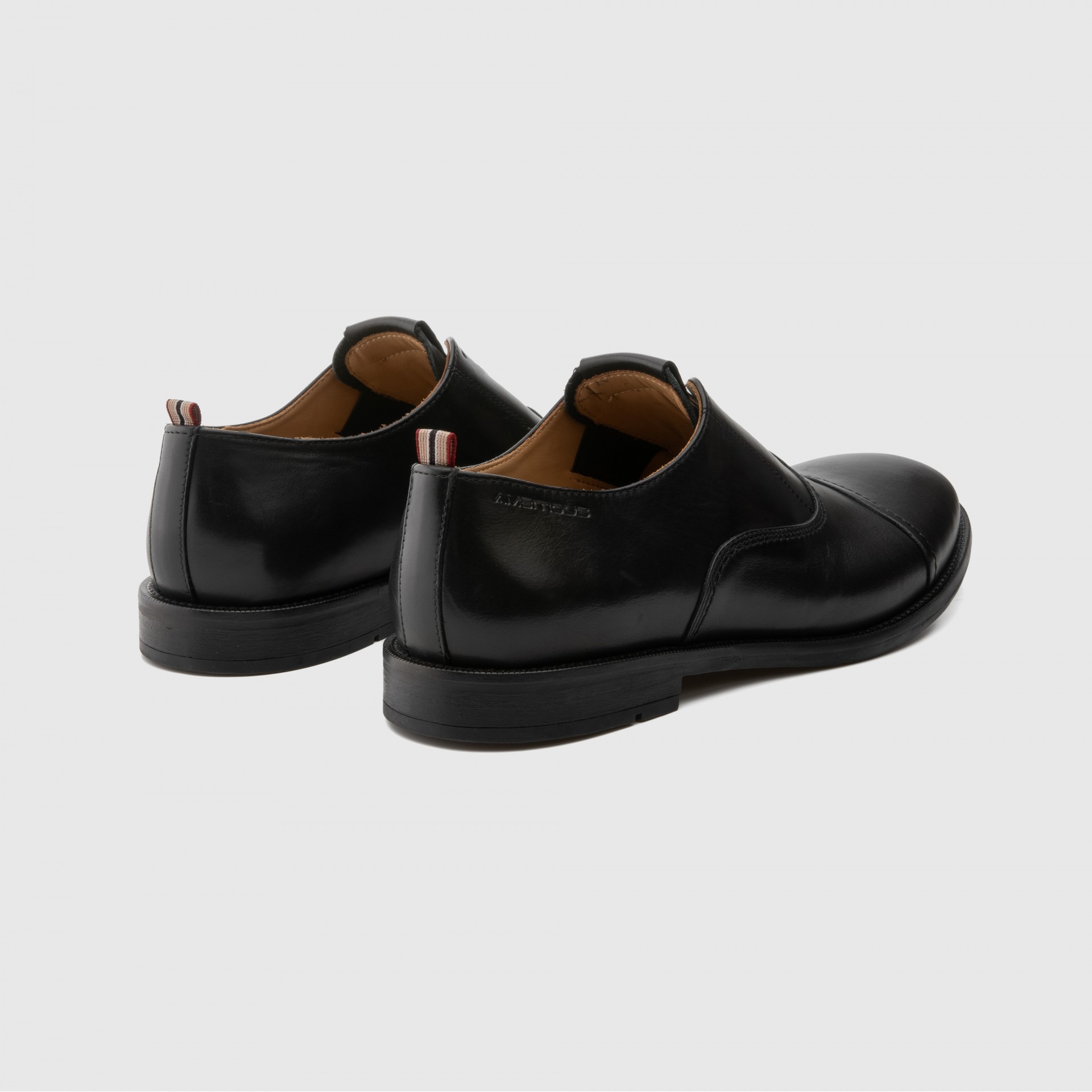 DEVON Laceless Derby