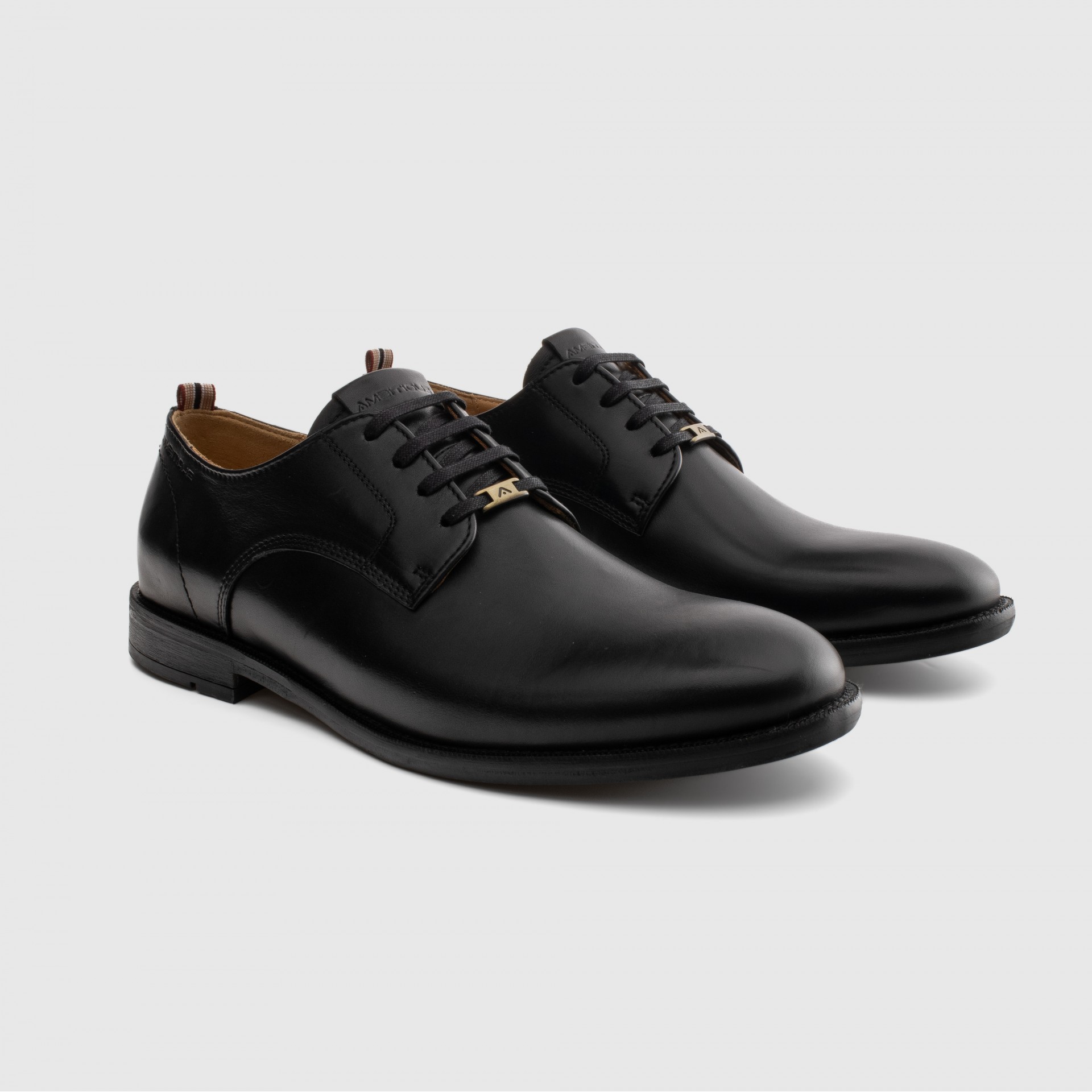 DEVON Derby Shoe