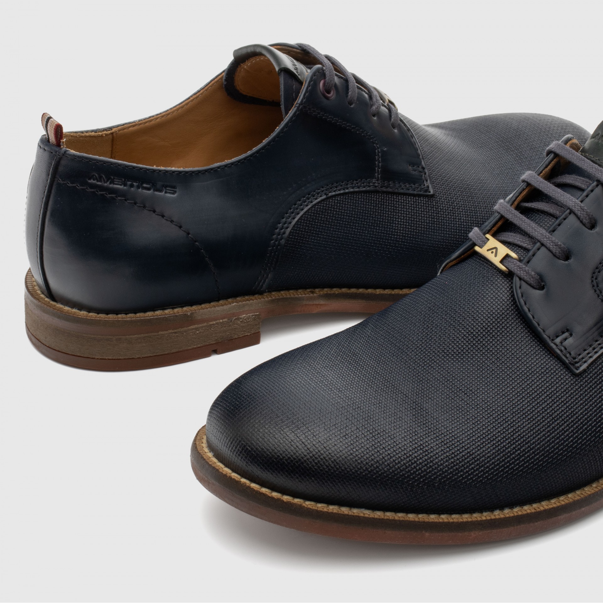 DEVON Derby Shoe