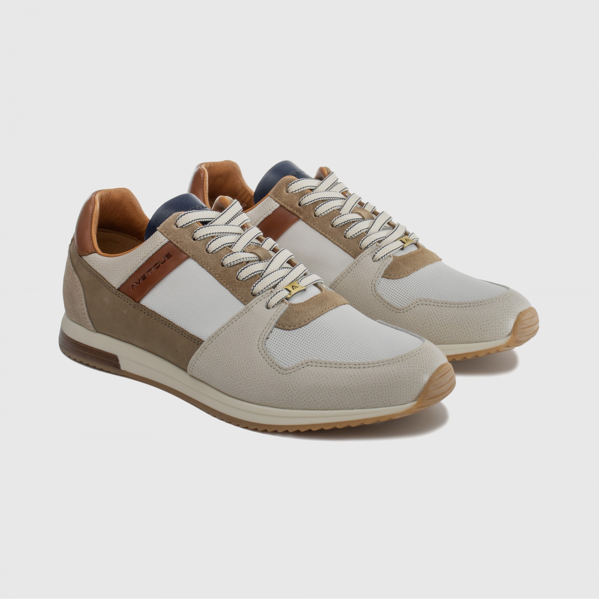 SLOW Classic Sneaker