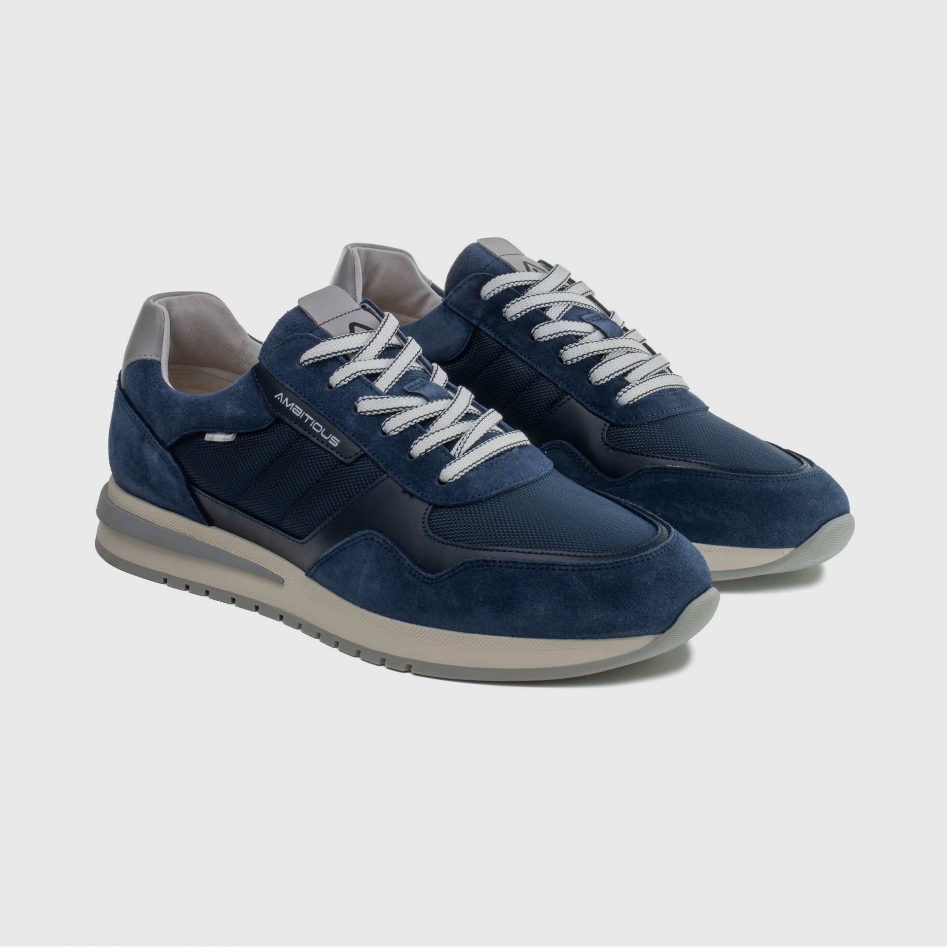 TEMPLE Quilted Sneaker