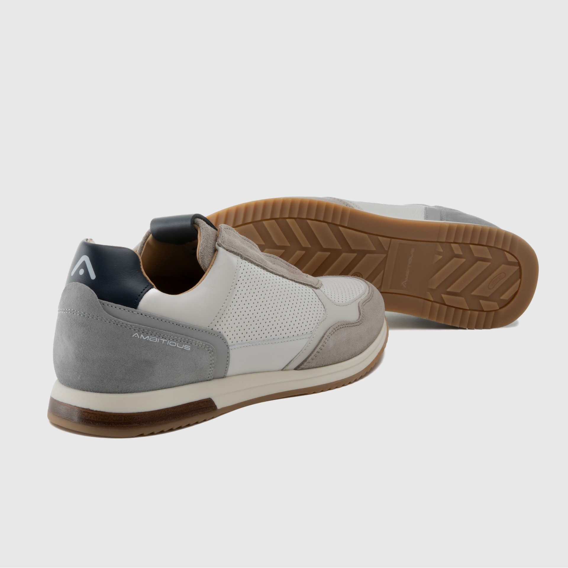 SLOW Slip-On Sneaker