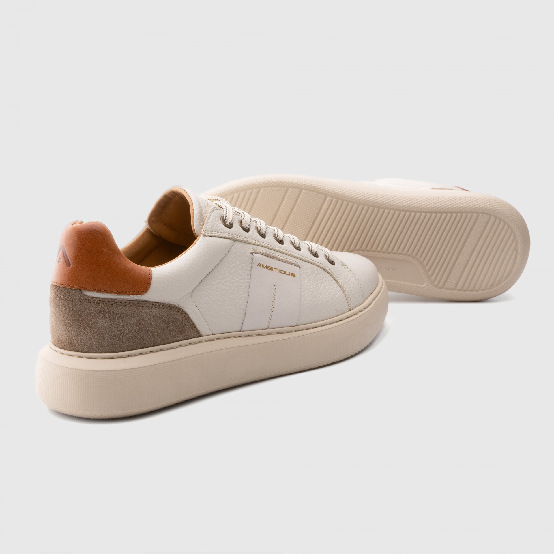 ECLIPSE Logo Sneaker