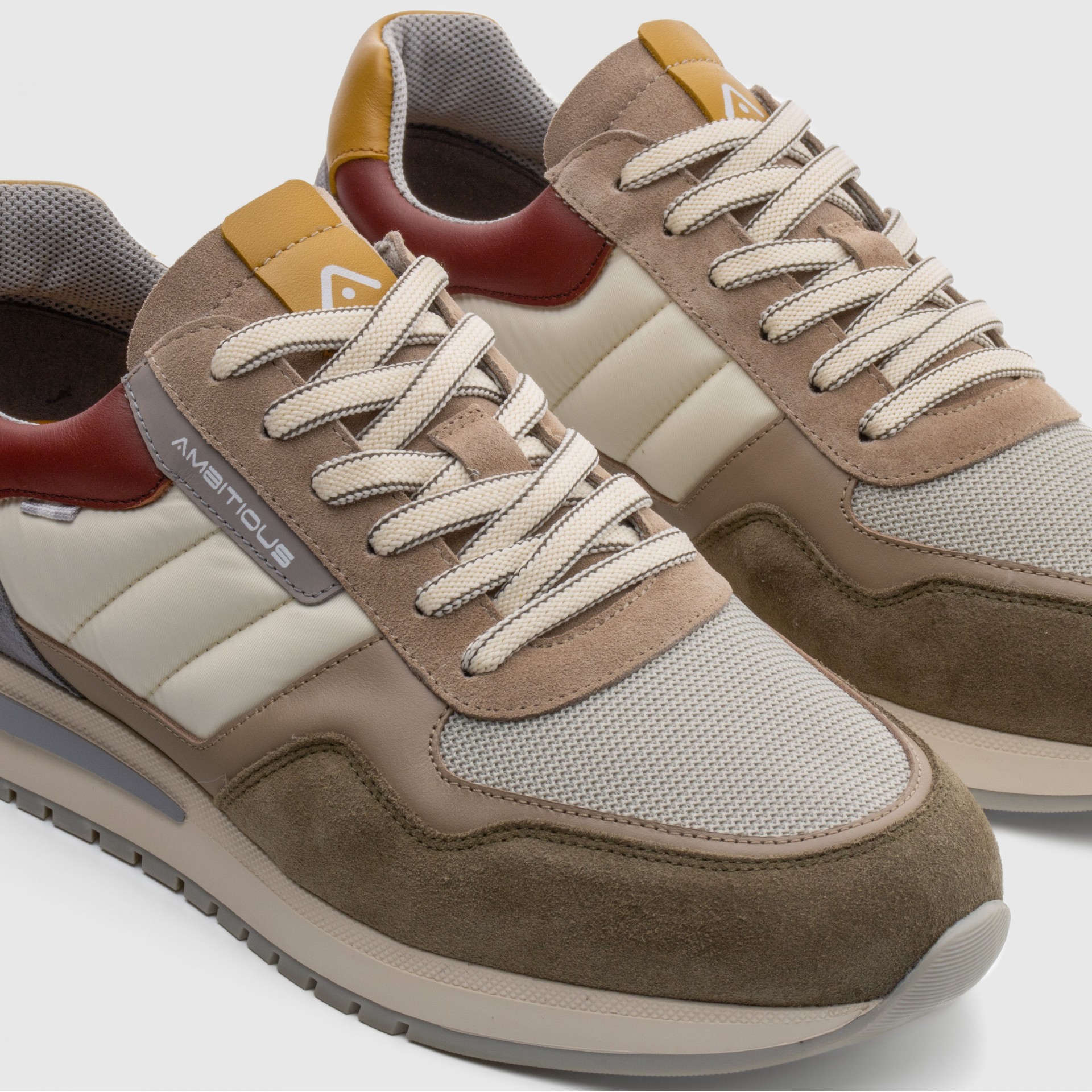 TEMPLE Quilted Sneaker