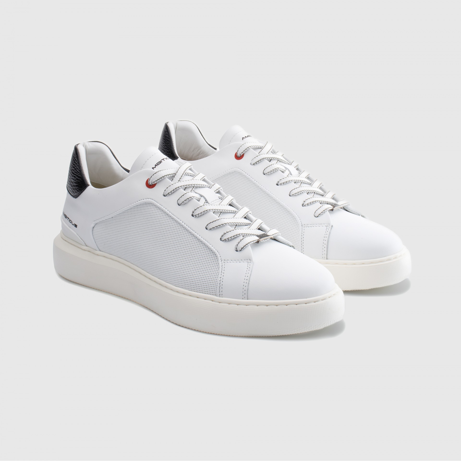 ECLIPSE Panel Sneaker